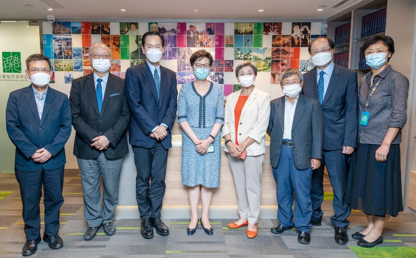 前任特首到訪中心鼓勵修志 專家學者齊討論冀薪火相傳